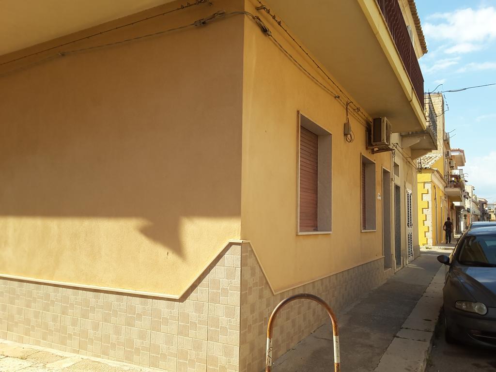 La Casa Di Salvi Lägenhet Santa Croce Camerina Exteriör bild
